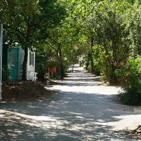 Campsite Met Buitenkeuken Op Lei Suves - Joycasa Roquebrune-sur-Argens