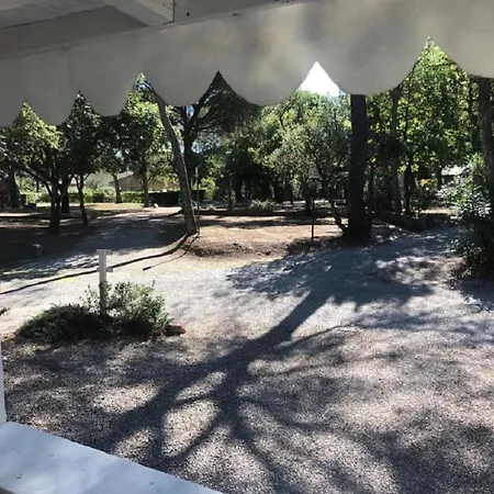 Campsite Met Buitenkeuken Op Lei Suves - Joycasa *