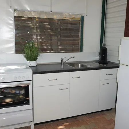Campsite Met Buitenkeuken Op Lei Suves - Joycasa Roquebrune-sur-Argens