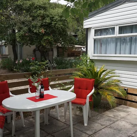 Campsite Met Buitenkeuken Op Lei Suves - Joycasa